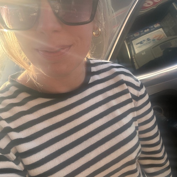 Meet your Posher, Cassidy. ❤️ - Picture 1 of 1